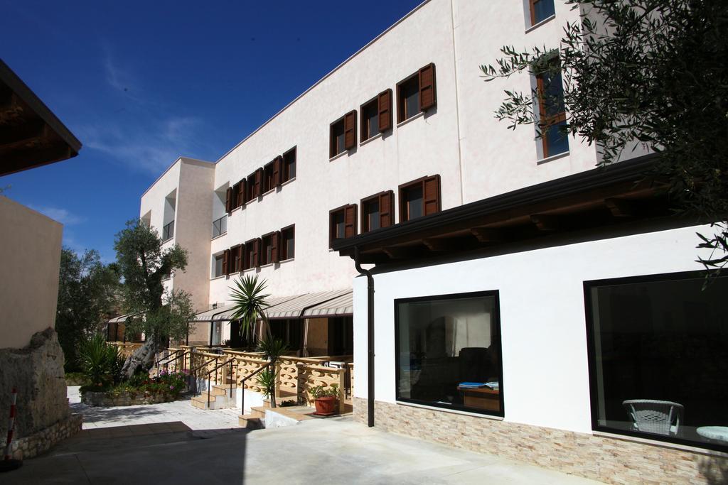 Agricostella Agriturismo В'єсте Екстер'єр фото