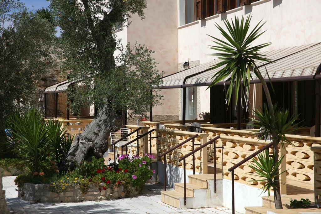 Agricostella Agriturismo В'єсте Екстер'єр фото