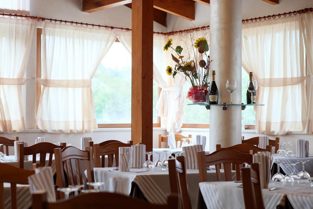Agricostella Agriturismo В'єсте Екстер'єр фото
