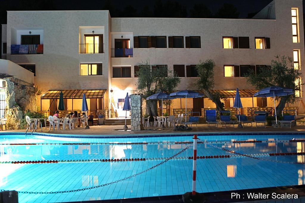 Agricostella Agriturismo В'єсте Екстер'єр фото