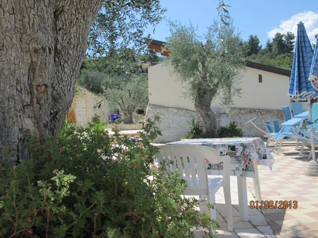 Agricostella Agriturismo В'єсте Екстер'єр фото
