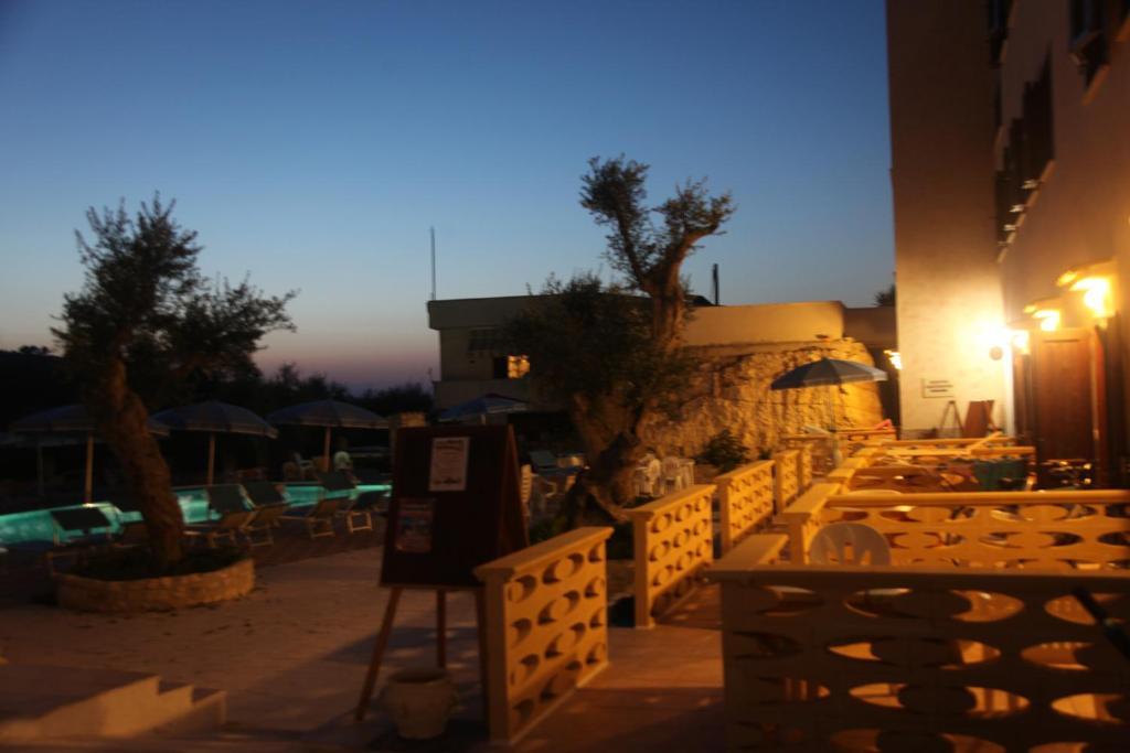 Agricostella Agriturismo В'єсте Екстер'єр фото