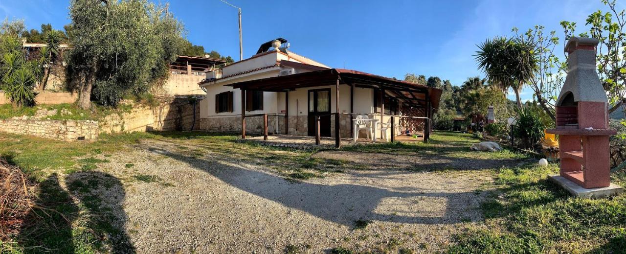 Agricostella Agriturismo В'єсте Екстер'єр фото